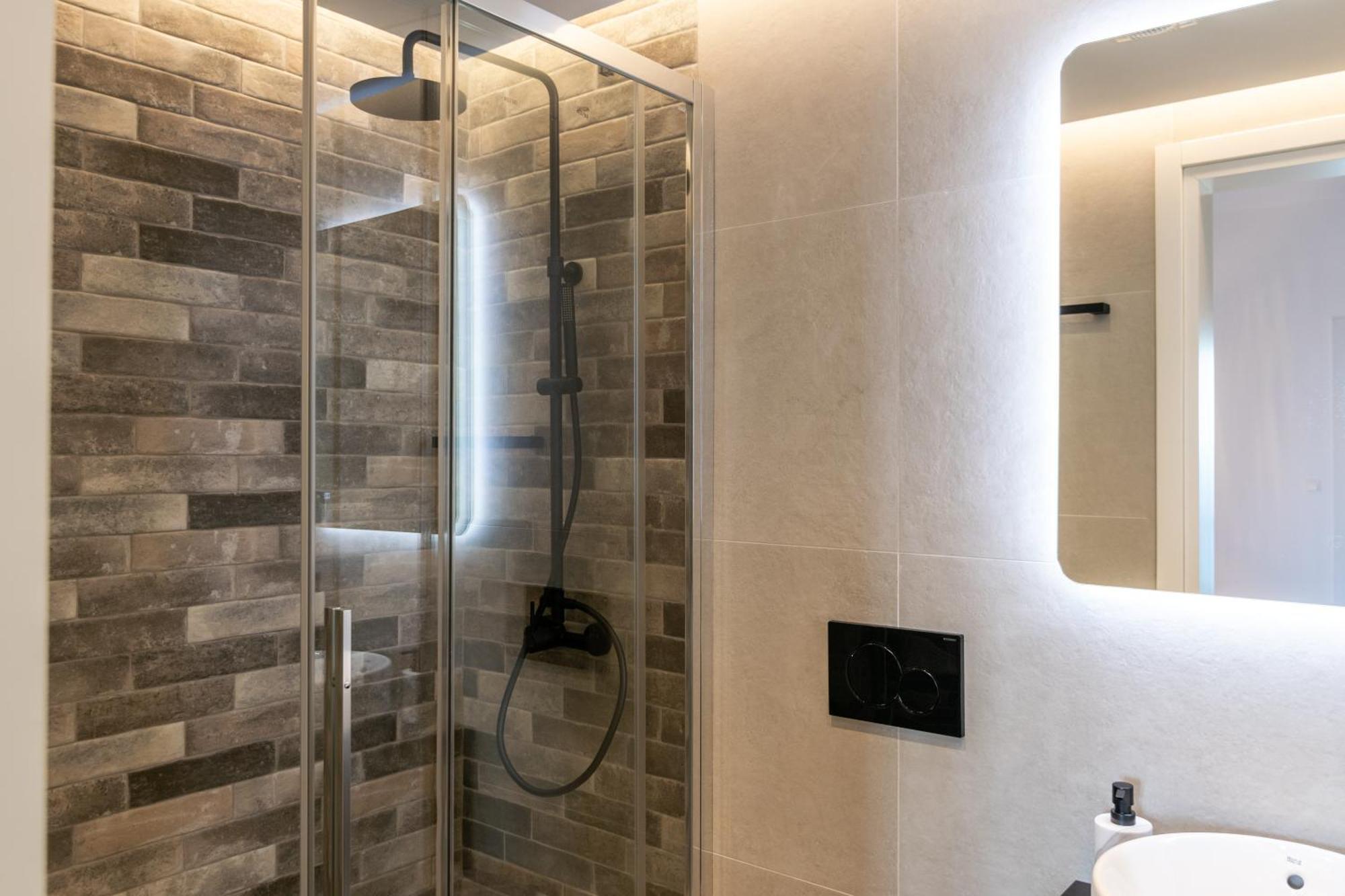 Vitalis Residences - Haven Suites Adamantas  Exterior photo